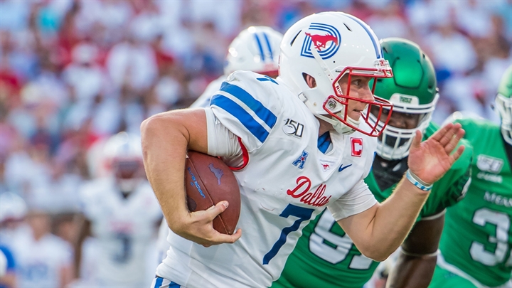 Earl Campbell Tyler Rose Award: SMU's Shane Buechele named National Player  of the Week, College