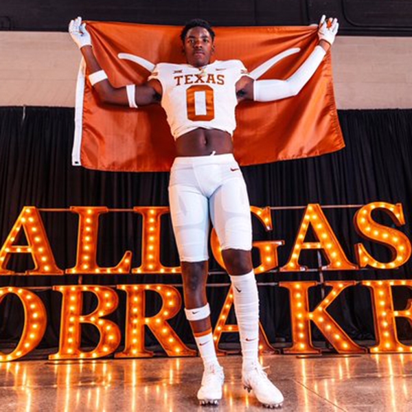 Texas Recruiting: Offer Puts Longhorns On Top For 4-Star ATH