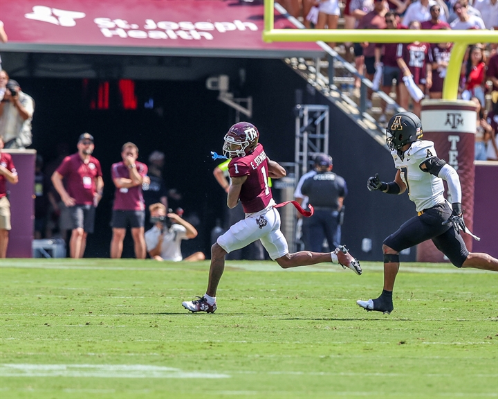 Aggies Football: Texas A&M's Evan Stewart lands in Top 10 WR rankings