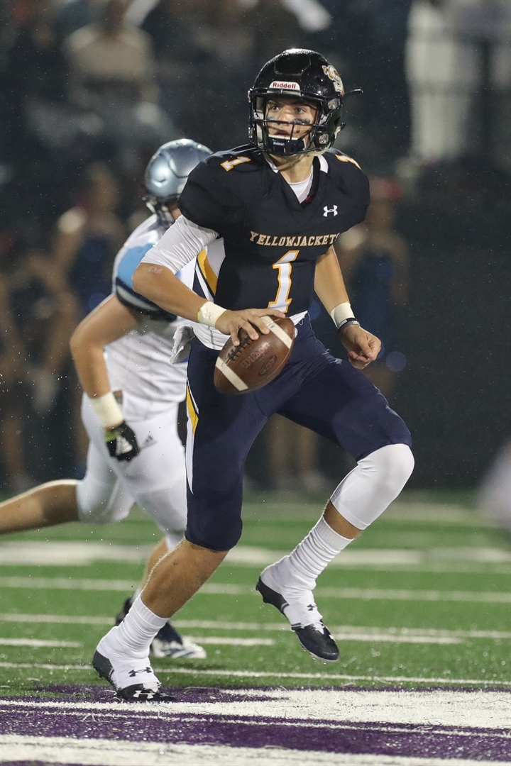 Photos: RB Jordan Johnson helps Allen keep its streak alive in win over  Denton Guyer