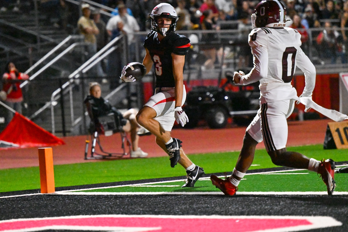 WATCH: Mississippi State signee Camden Capehart Three-Peats in 100M Dash
