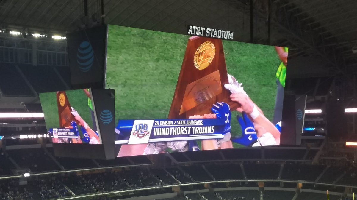 Windthorst stuns 3time defending state champ Mart for 2A DII title