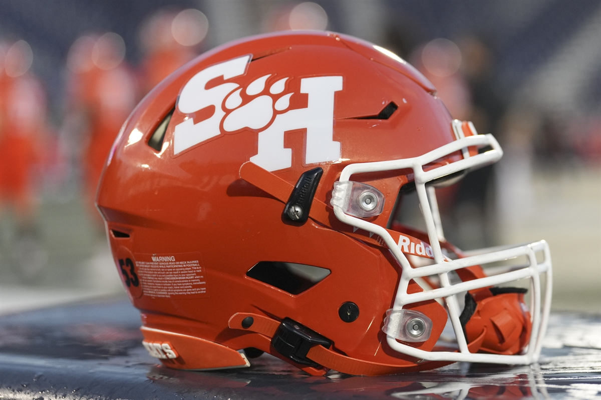 Sources: Sam Houston to hire Phil Longo as next head coach