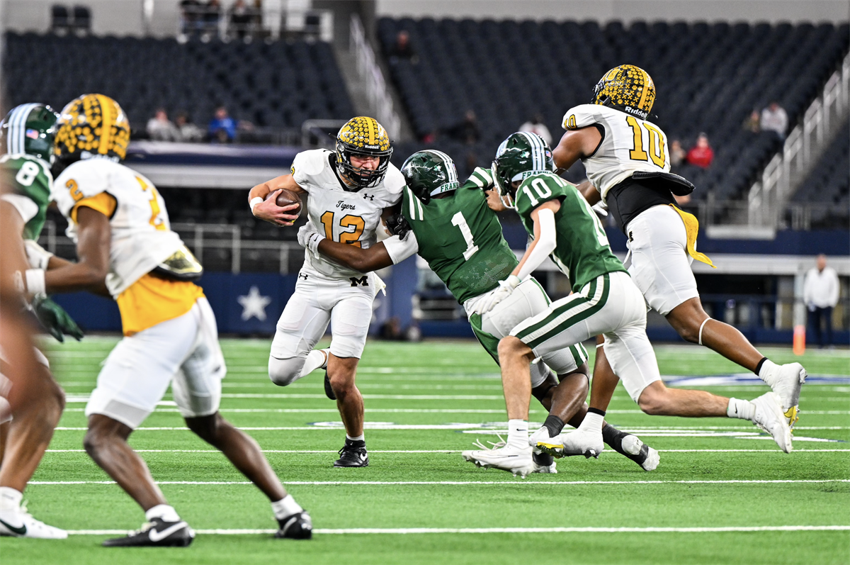 Malakoff Tigers Make History with First State Football Title Win