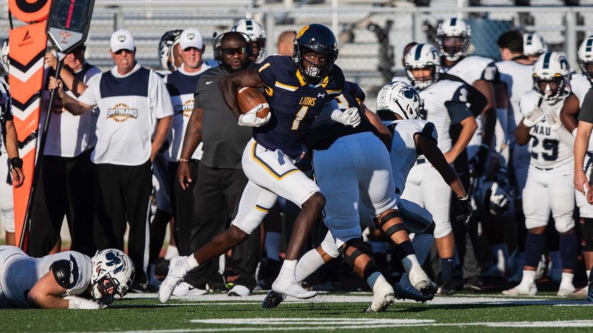 TEXAS A&M-COMMERCE FOOTBALL PREVIEW: 21 Lions Prep For Regional Final At  Minnesota State Front Porch News Texas