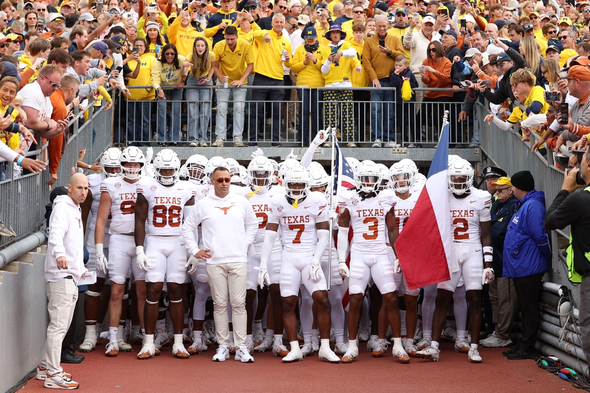 Two Texas teams in projected 12-team playoff